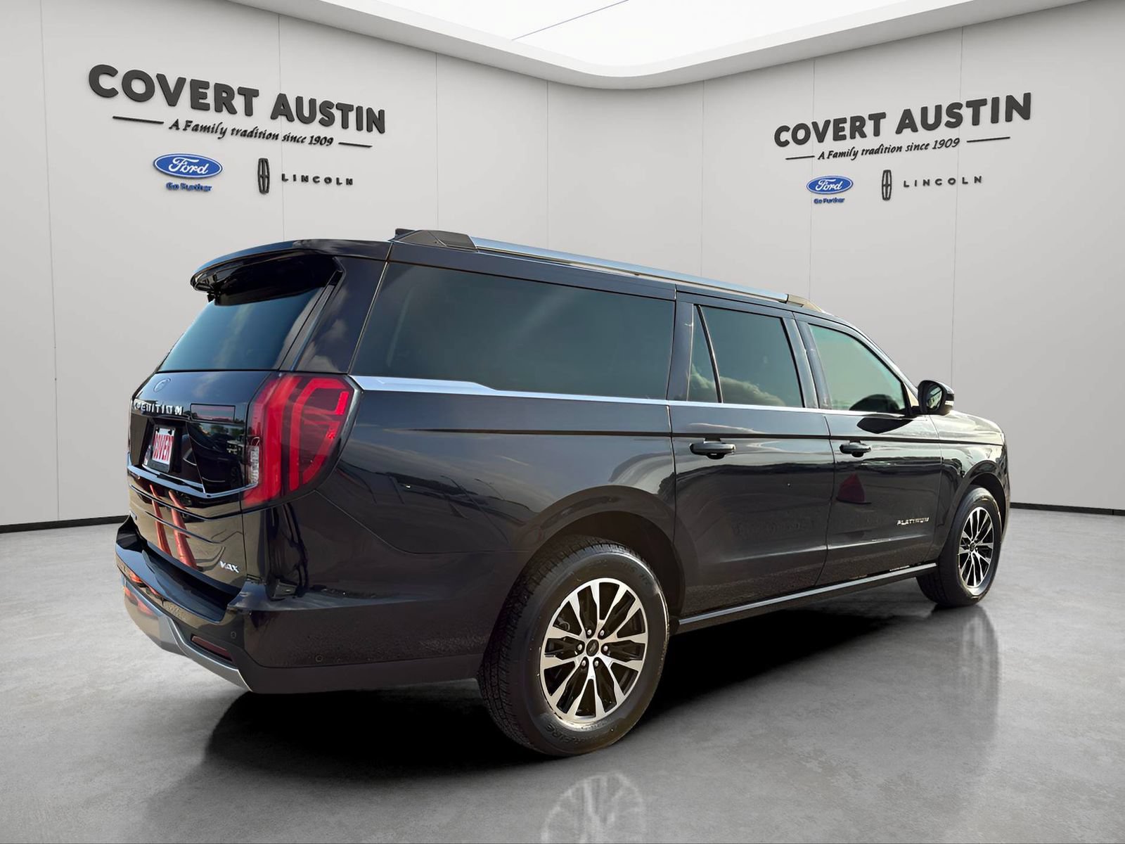 Certified 2025 Ford Expedition Max Platinum AWD/4WD image 5