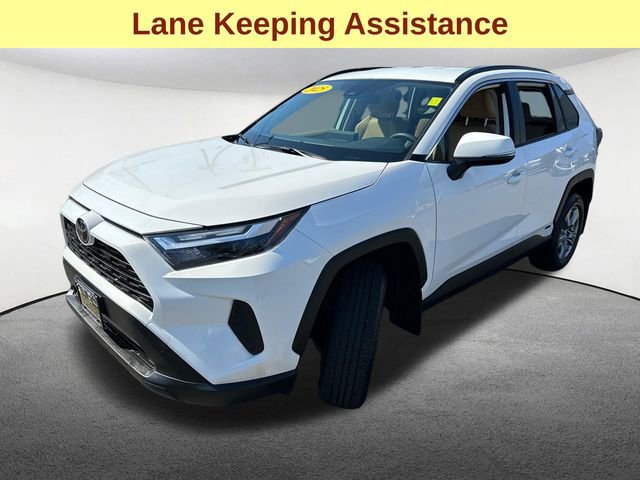 Used 2025 Toyota RAV4 LE image 5