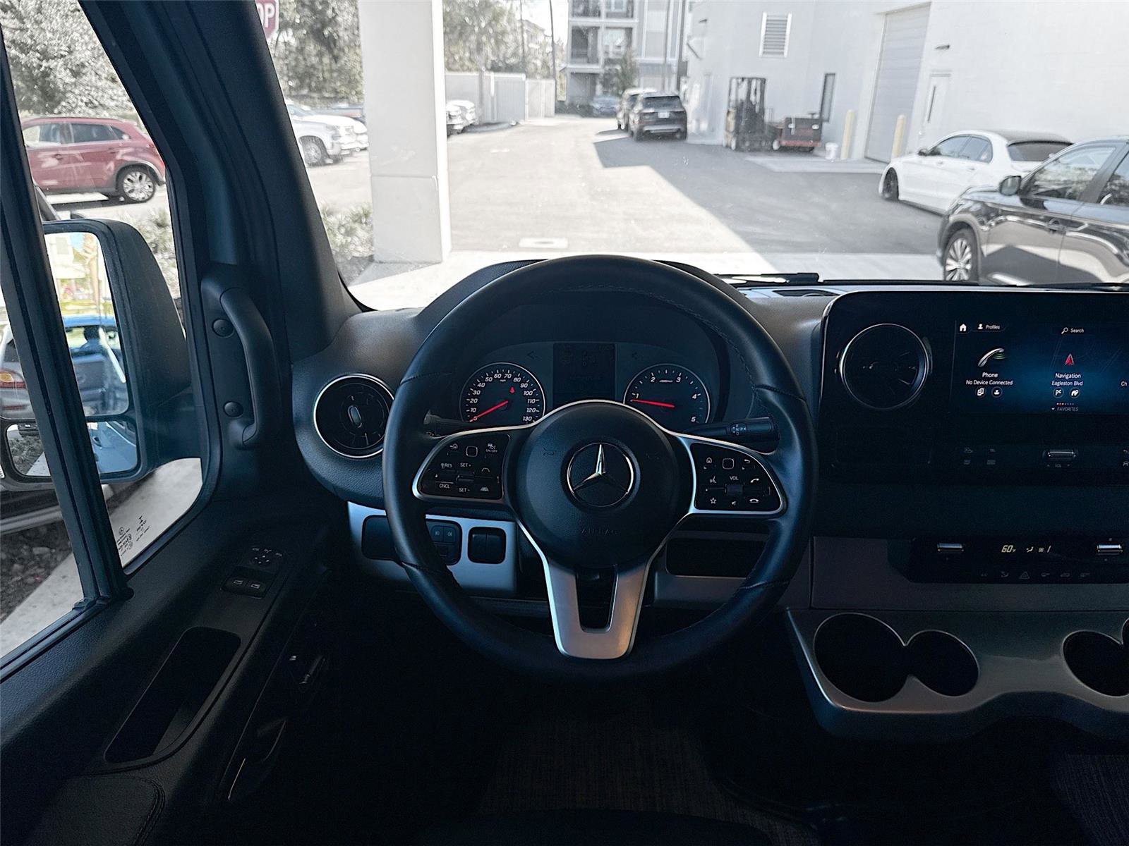 Used 2023 Mercedes-Benz Sprinter 2500 image 19