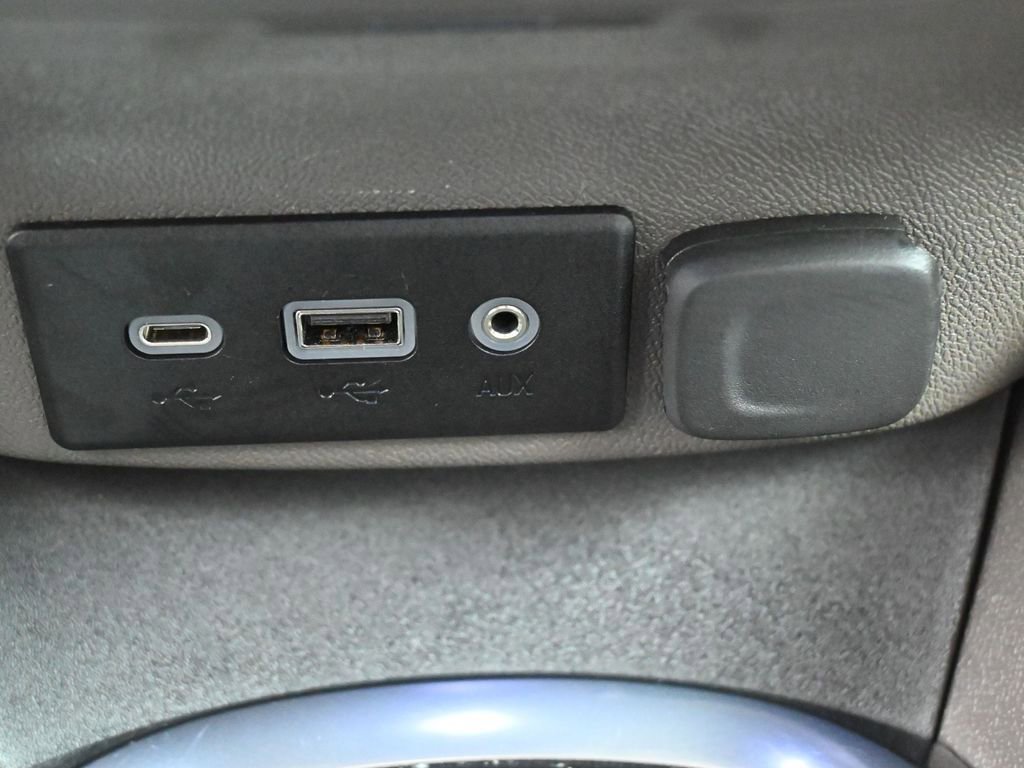 Used 2022 Chevrolet Malibu LS w/ Driver Confidence Package II image 24