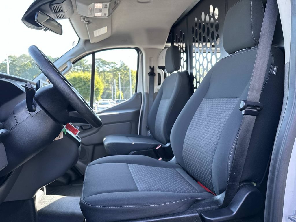Used 2025 Ford Transit 250 Low Roof w/ Exterior Upgrade Package RWD image 17