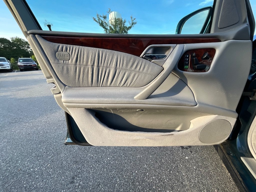 Used 2000 Mercedes-Benz E 430 Sedan image 13