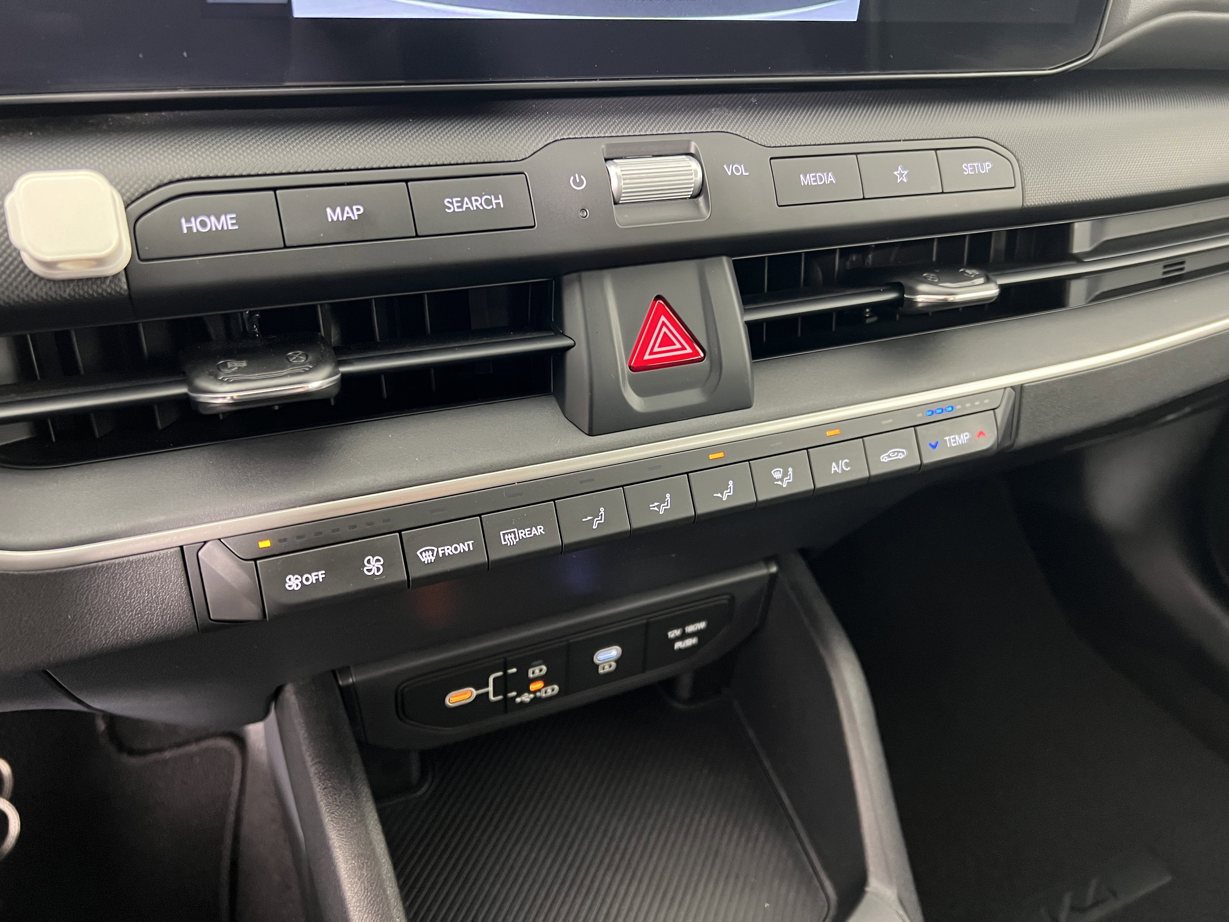 Used 2025 Kia K4 FWD image 31