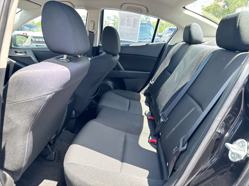 Used 2012 MAZDA MAZDA3 i Sport FWD image 21