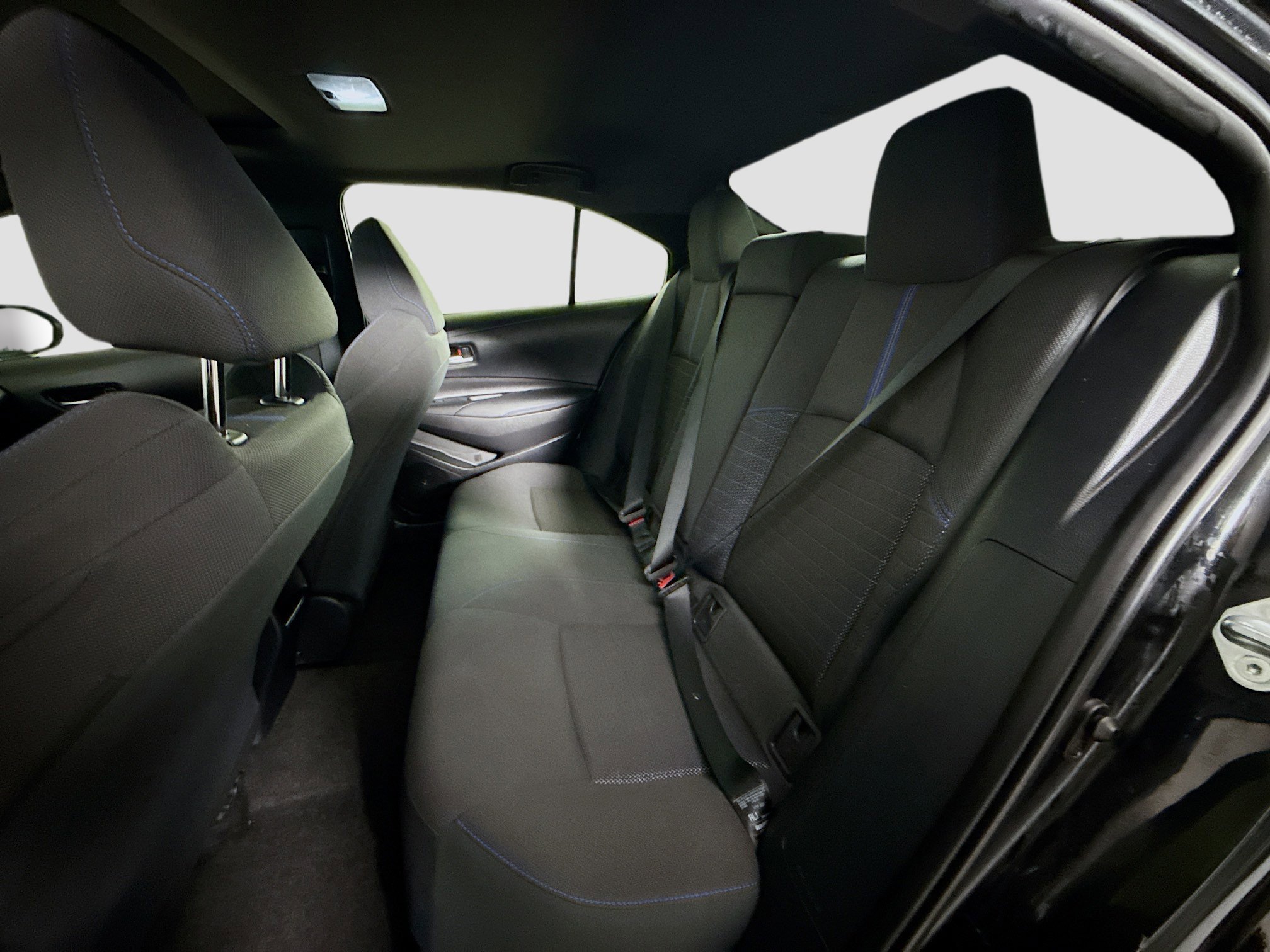 Used 2022 Toyota Corolla SE image 25