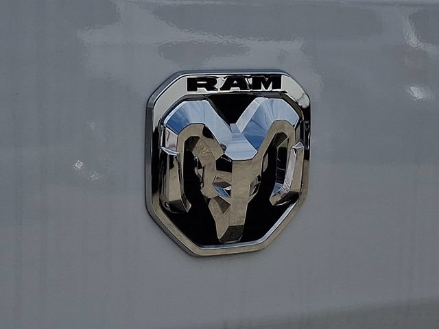 Used 2025 RAM ProMaster 2500 w/ U-Haul Equipment Group FWD image 32
