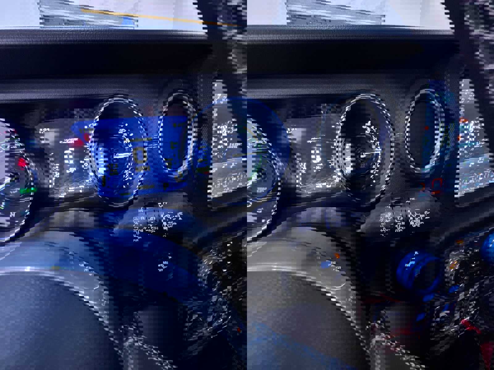 Used 2023 Jeep Wrangler Sahara w/ Cold Weather Group image 19