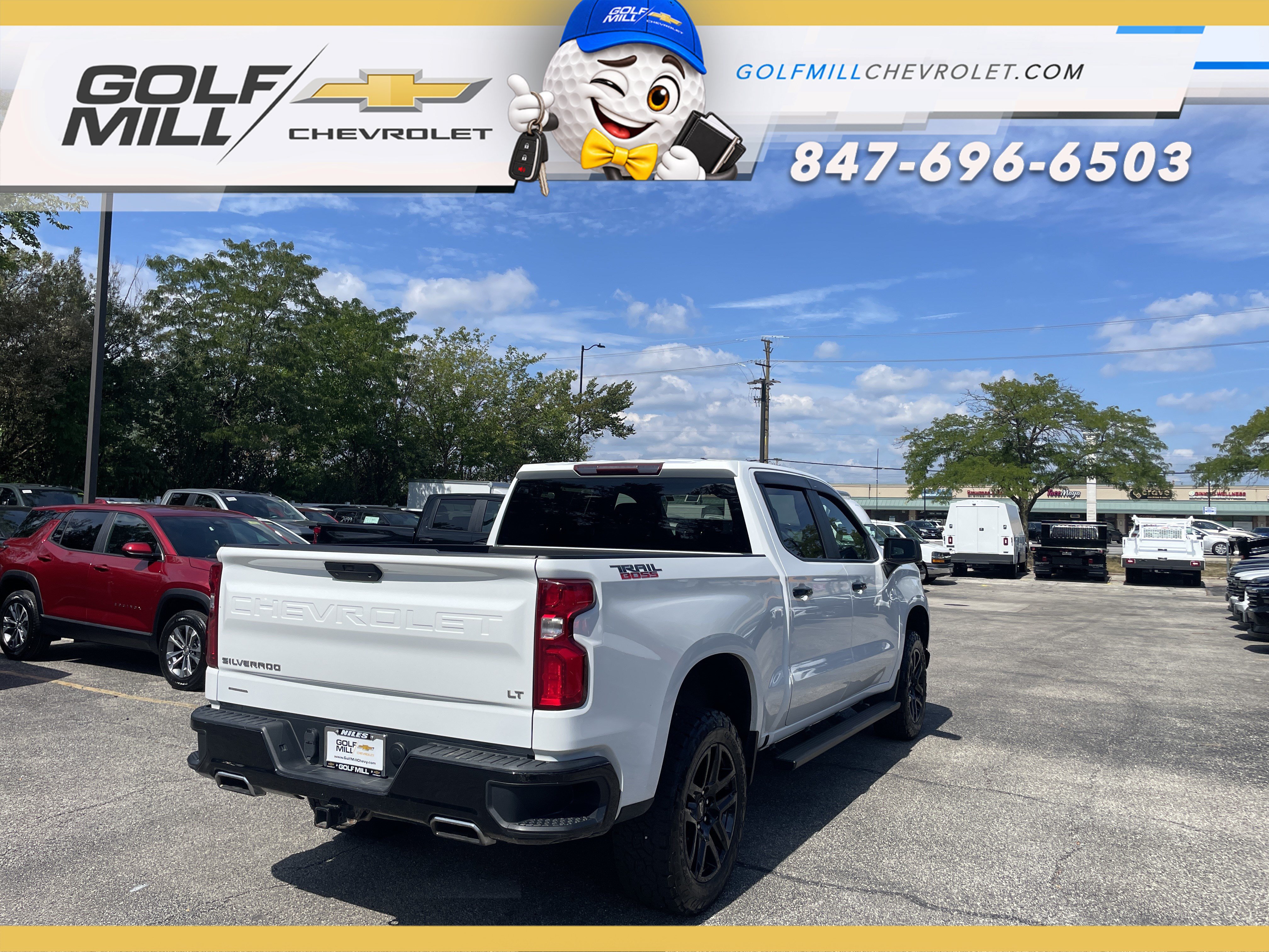 Used 2021 Chevrolet Silverado 1500 LT Trail Boss w/ Bed Protection Package AWD/4WD image 7
