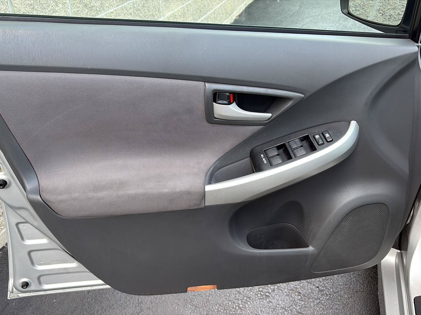 Used 2011 Toyota Prius Two FWD image 4