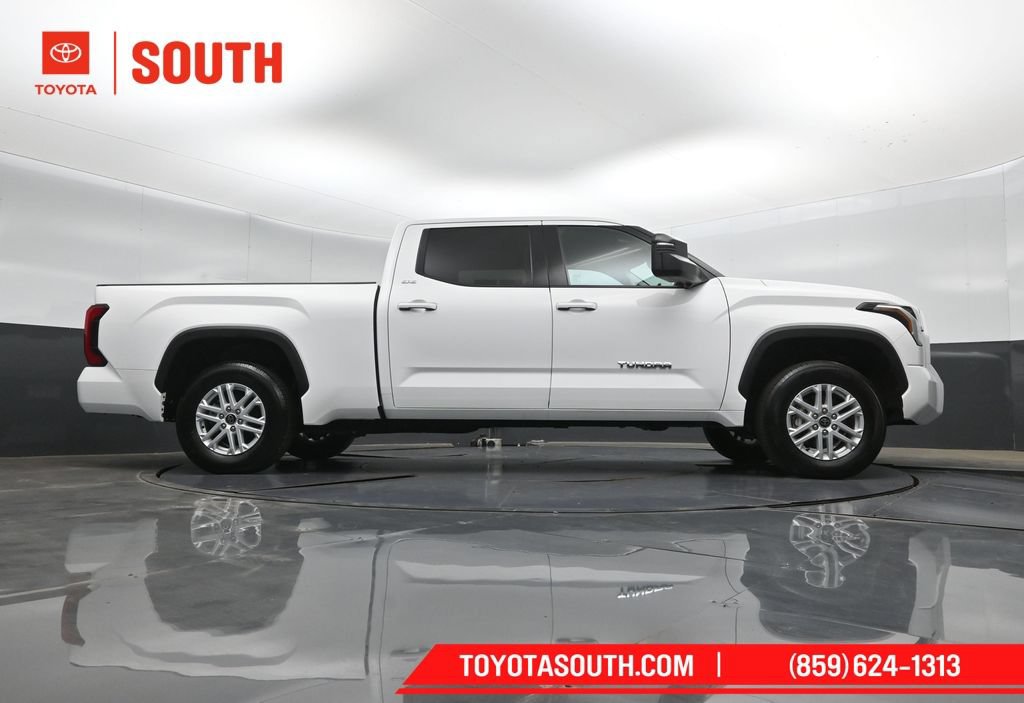 Used 2023 Toyota Tundra SR5 w/ SR5 Premium Package AWD/4WD image 41