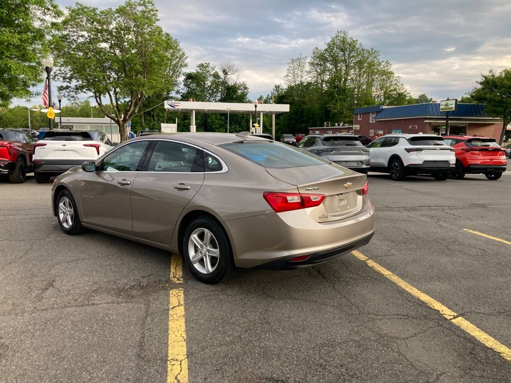 Used 2023 Chevrolet Malibu LT FWD image 22