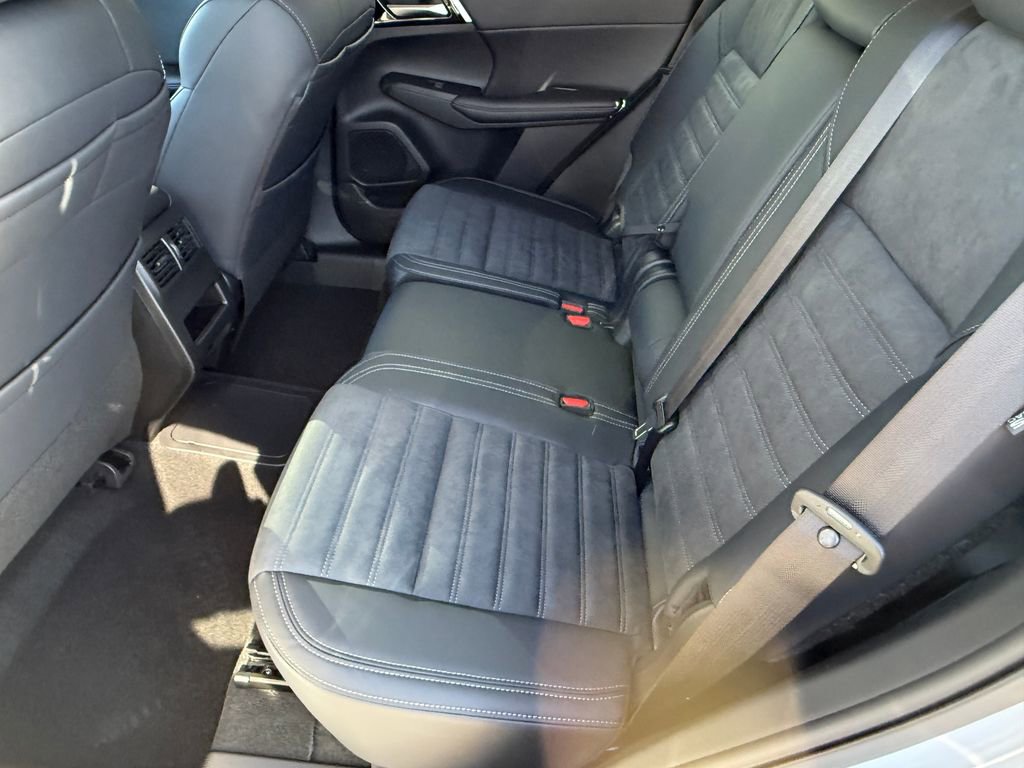 New 2026 Nissan Rogue SL image 18