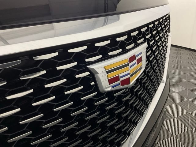 Certified 2024 Cadillac Escalade ESV Premium Luxury w/ Performance Package AWD/4WD image 9