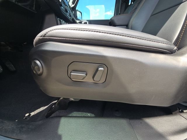 Used 2025 Jeep Gladiator Sport image 21