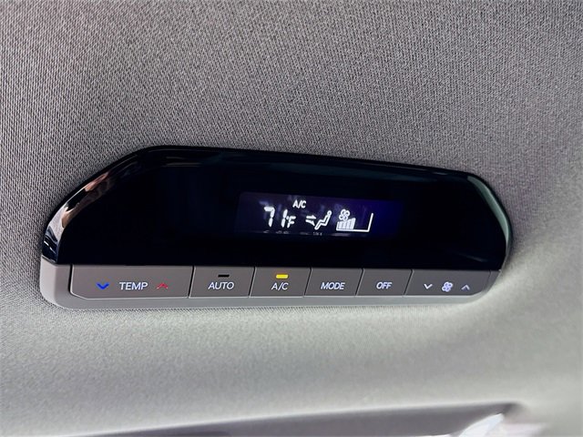 Certified 2026 Kia EV9 Land image 27
