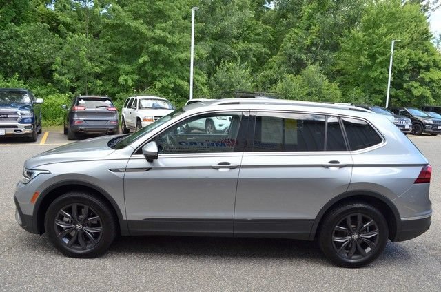 Used 2024 Volkswagen Tiguan SE AWD/4WD image 5