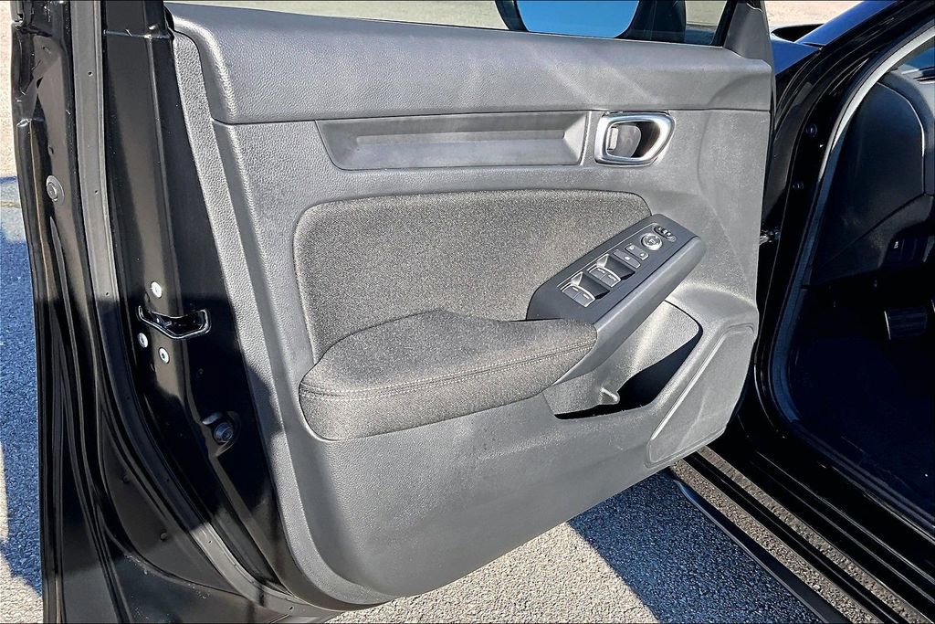 Used 2025 Honda Civic Sport image 23