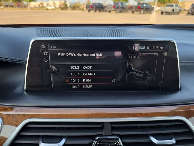 Used 2017 BMW 750i RWD image 8