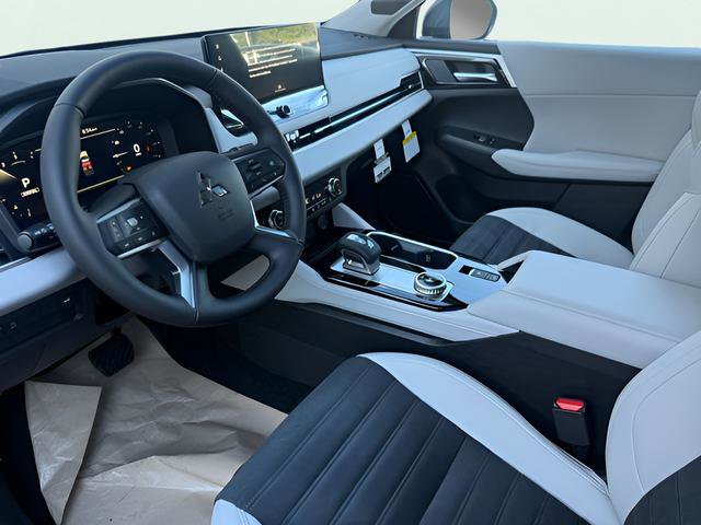 New 2026 Mitsubishi Outlander SE FWD image 16