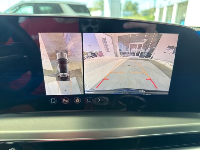 New 2026 Cadillac Lyriq Sport image 20