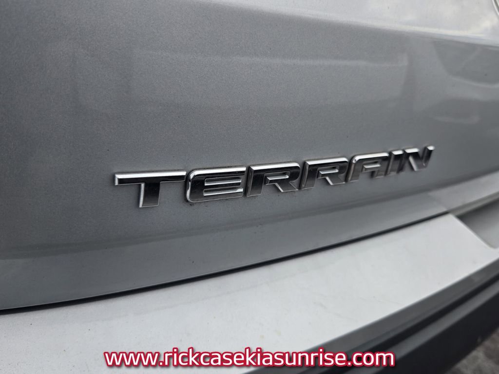 Used 2021 GMC Terrain SLE FWD image 8