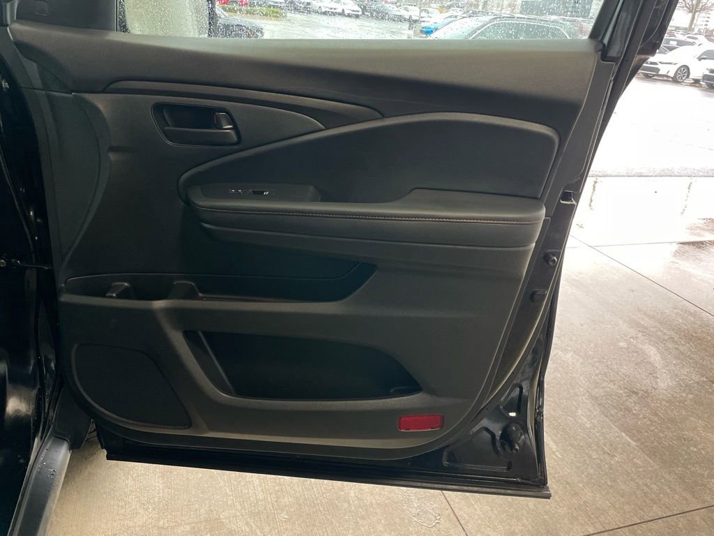 Certified 2025 Honda Ridgeline TrailSport+ image 30