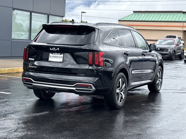 Used 2023 Kia Sorento EX w/ Panoramic Sunroof Package FWD image 3