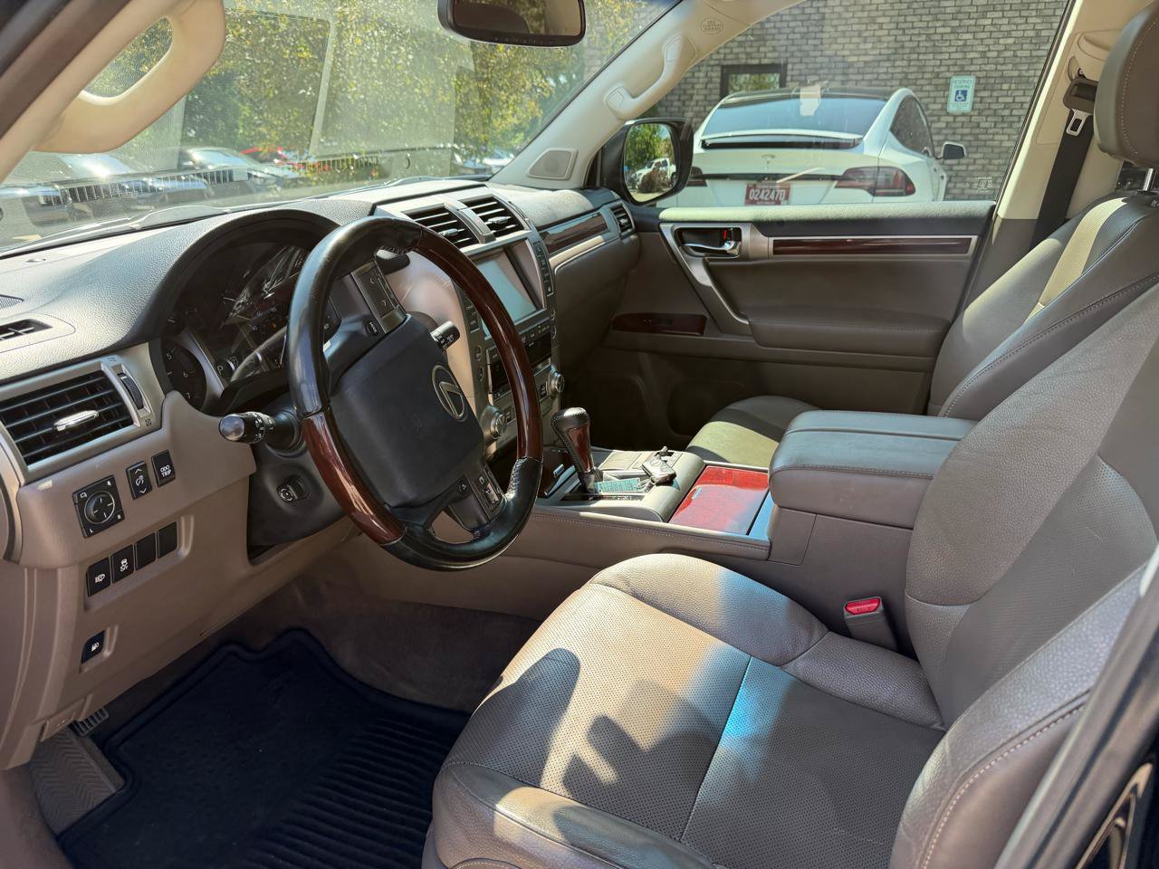 Used 2019 Lexus GX 460 Premium AWD/4WD image 10