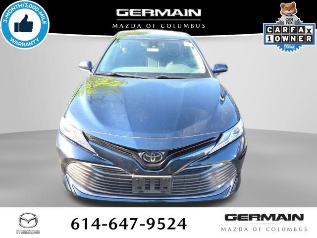 Used 2019 Toyota Camry XLE FWD image 3