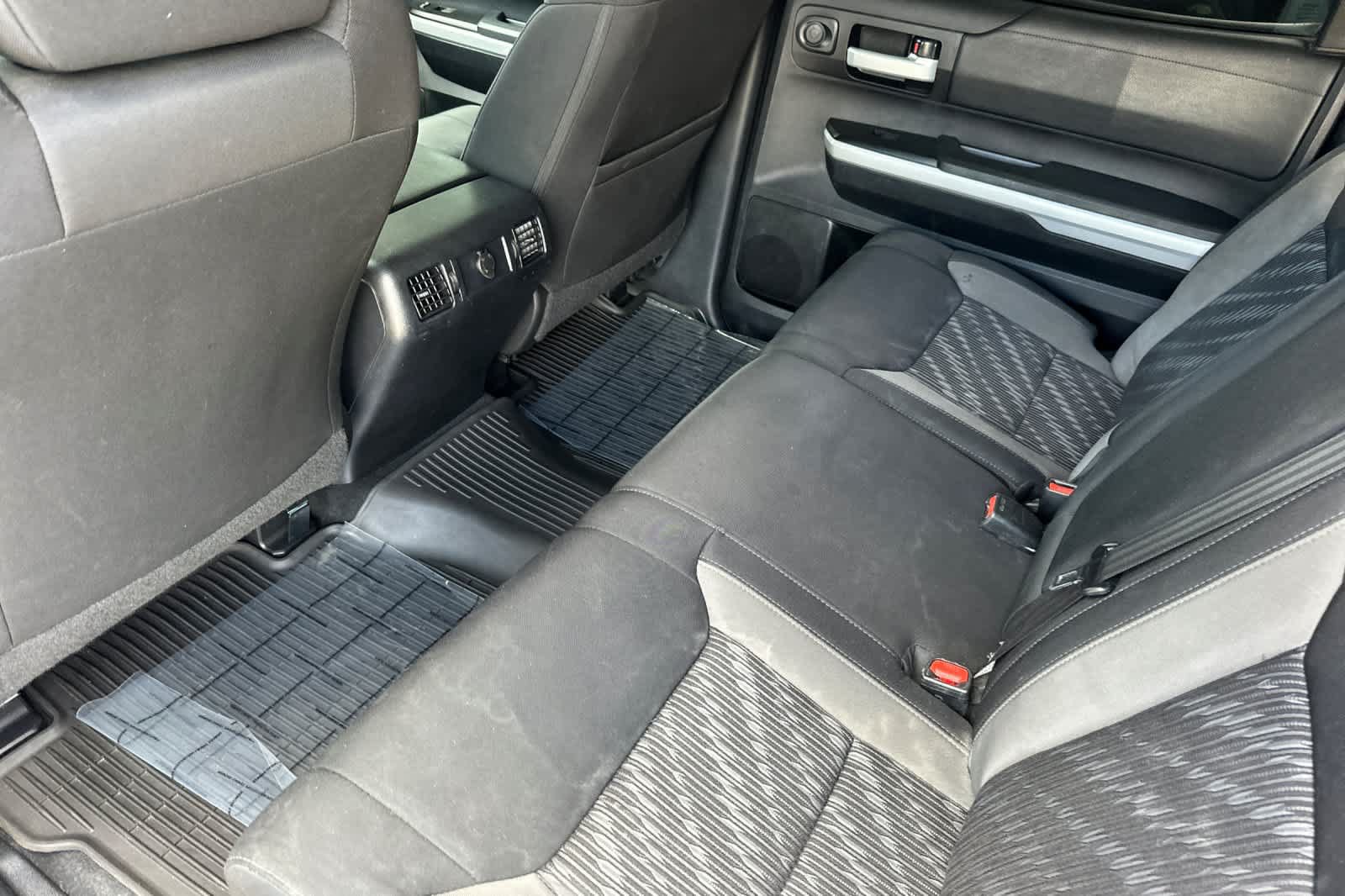 Used 2018 Toyota Tundra SR5 w/ SR5 Upgrade Package RWD image 4