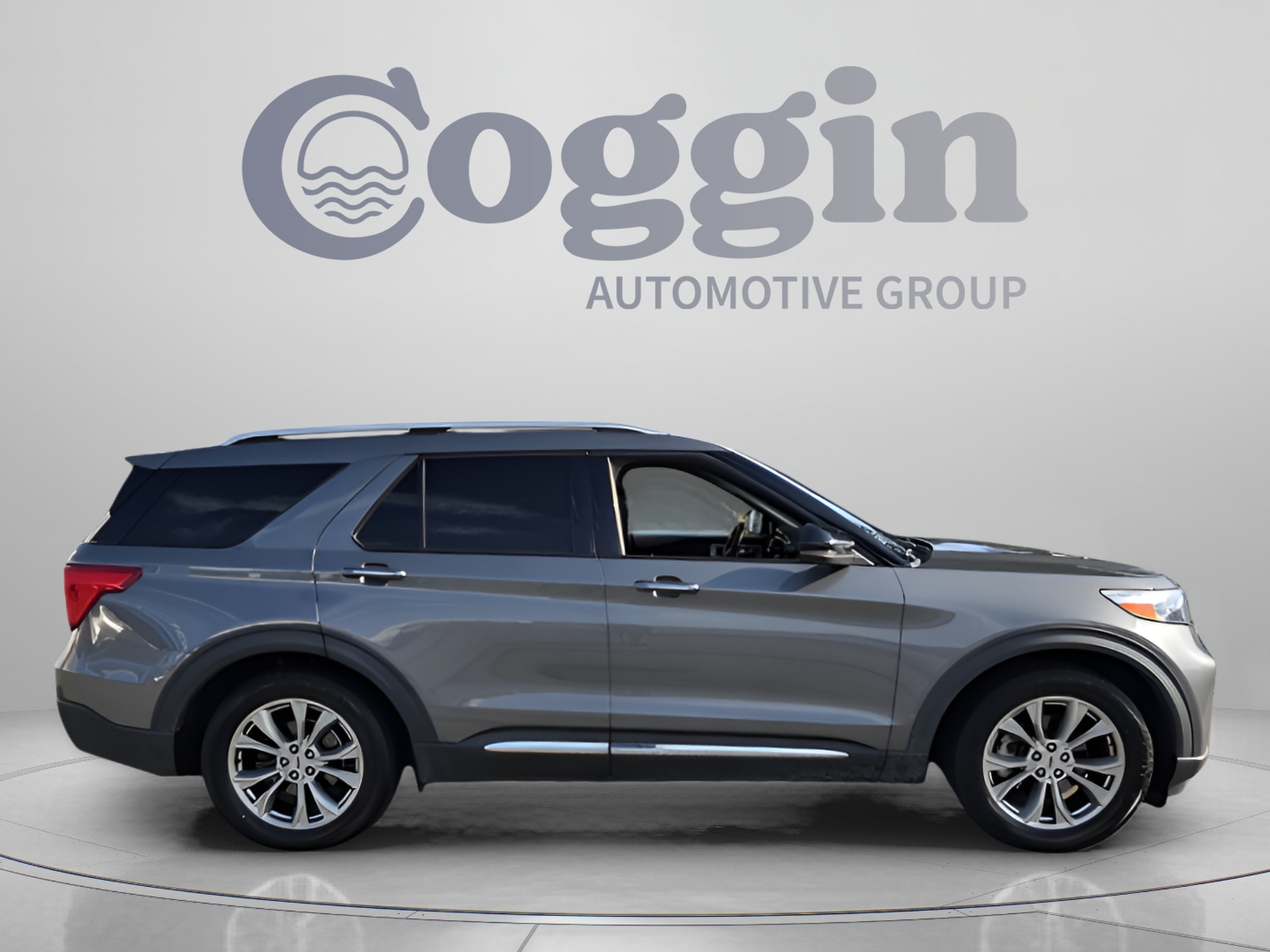 Used 2021 Ford Explorer Limited w/ Equipment Group 301A RWD image 6