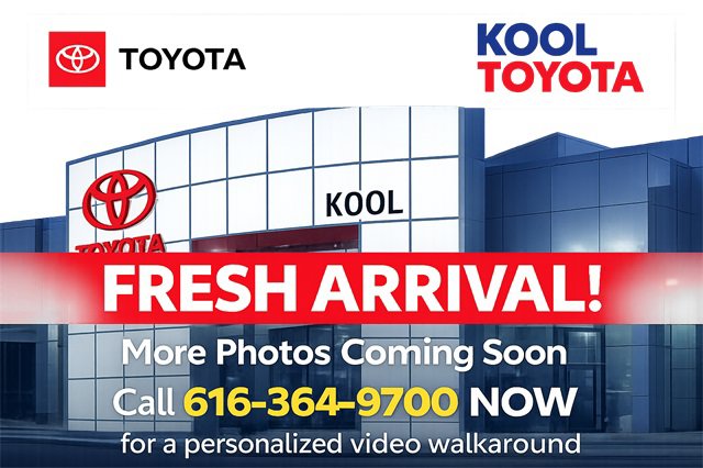 Certified 2023 Toyota Prius XLE FWD image 1