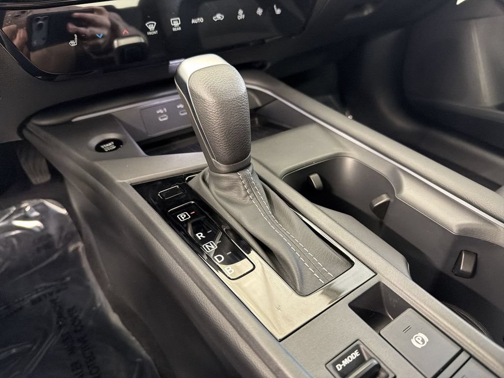 New 2026 Nissan Sentra SV w/ SV Convenience Package FWD image 25