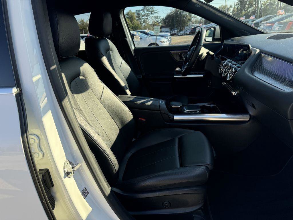 Used 2021 Mercedes-Benz GLA 250 w/ Premium Package image 13