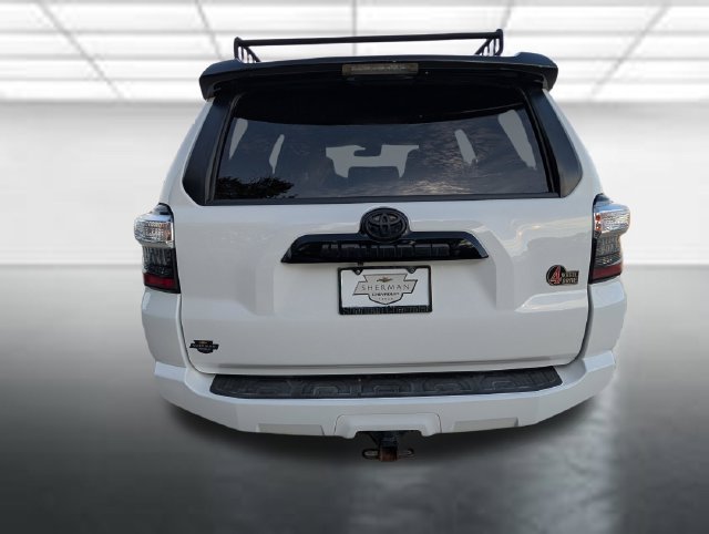 Used 2020 Toyota 4Runner Venture AWD/4WD image 14