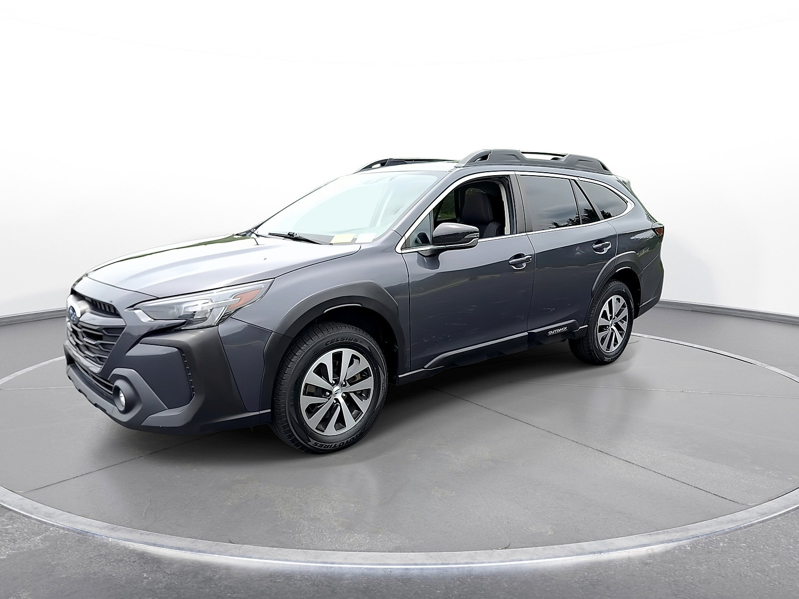 Used 2023 Subaru Outback Premium AWD/4WD image 4