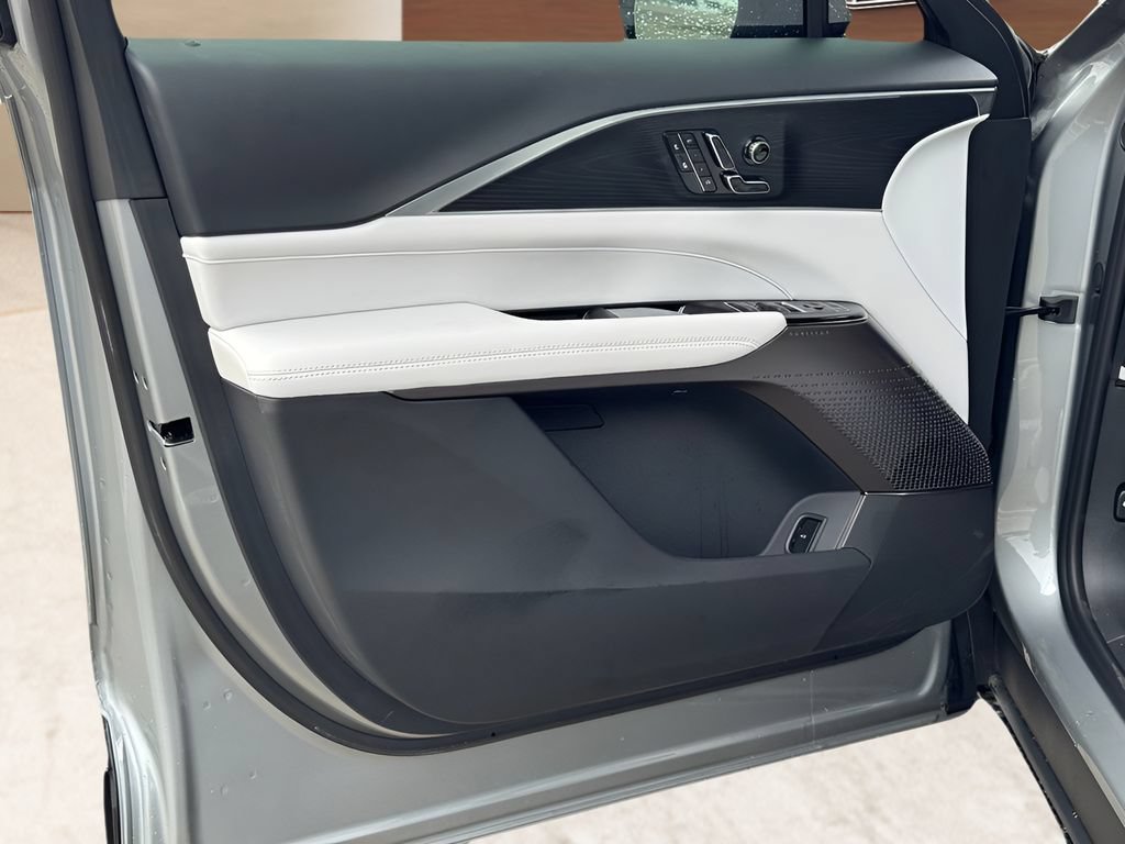 New 2026 Cadillac Lyriq Luxury w/ LPO, Floor Liner Package AWD/4WD image 16