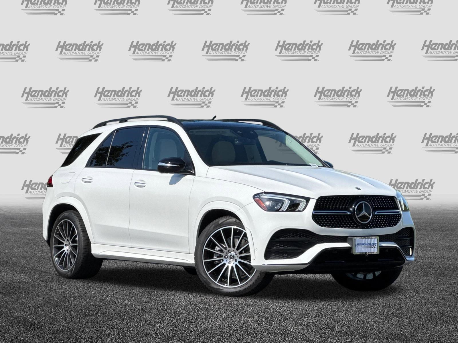 Used 2023 Mercedes-Benz GLE 450 4MATIC image 2