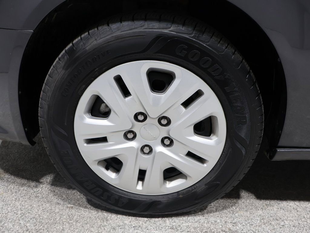 Certified 2020 Dodge Grand Caravan SE w/ UConnect Hands-Free Group image 11