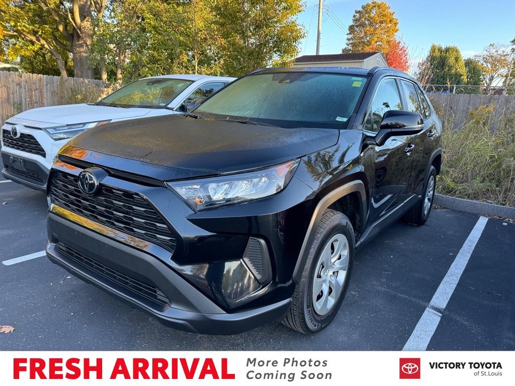 Used 2021 Toyota RAV4 LE w/ Carpet Mat Package (TMS)