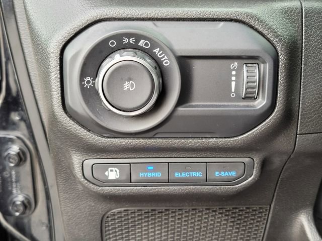 Used 2023 Jeep Wrangler Unlimited Sahara image 27