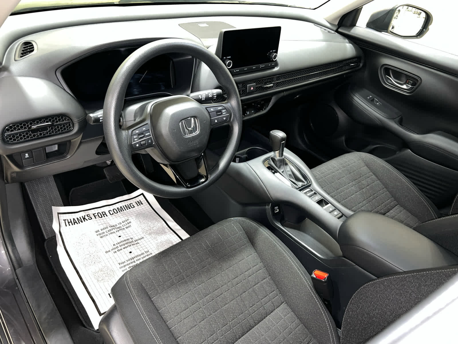 Used 2023 Honda HR-V LX image 16