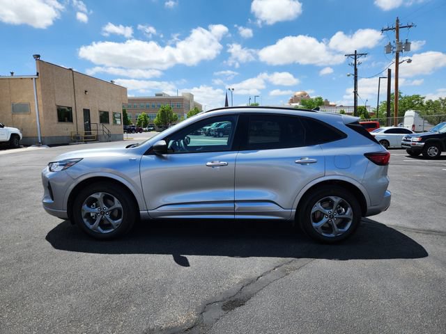 Used 2024 Ford Escape ST-Line w/ Tech Pack #1 AWD/4WD image 6