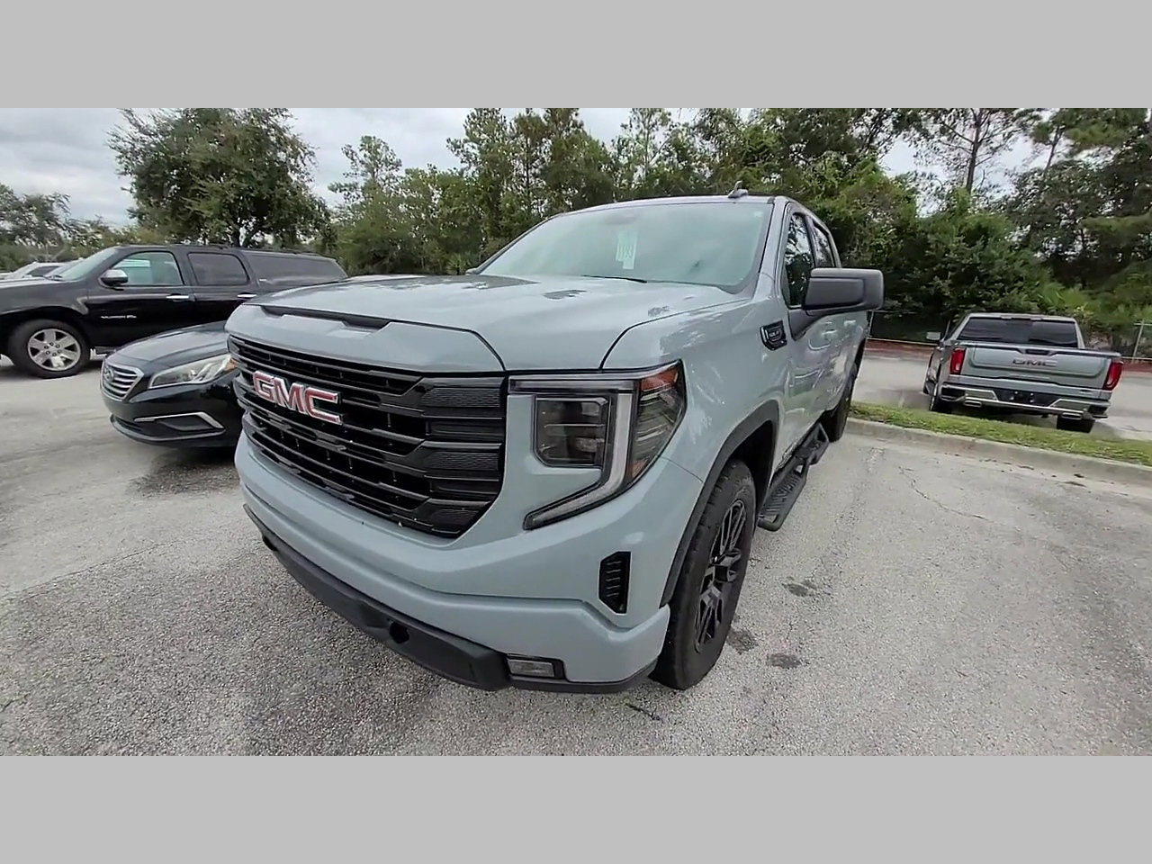 Used 2024 GMC Sierra 1500 Elevation image 30