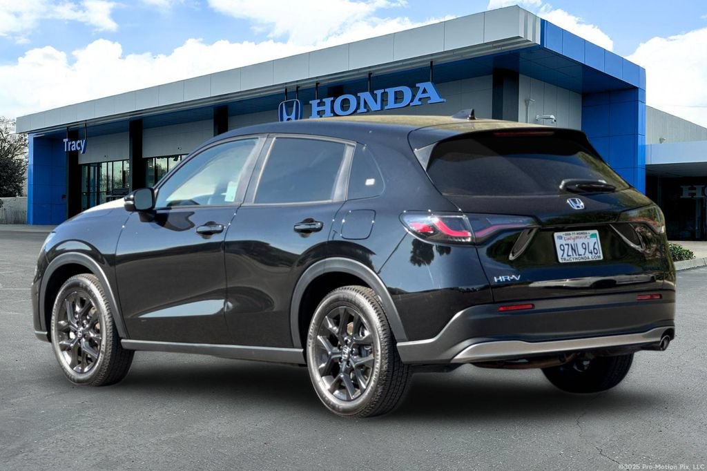 Certified 2023 Honda HR-V Sport image 10