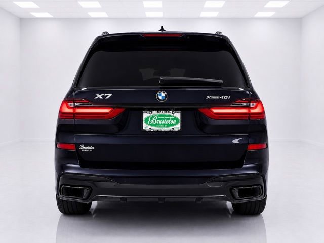 Used 2022 BMW X7 xDrive40i w/ M Sport Package AWD/4WD image 9