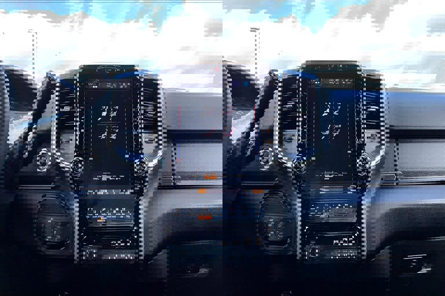 Used 2025 RAM 2500 Big Horn image 34