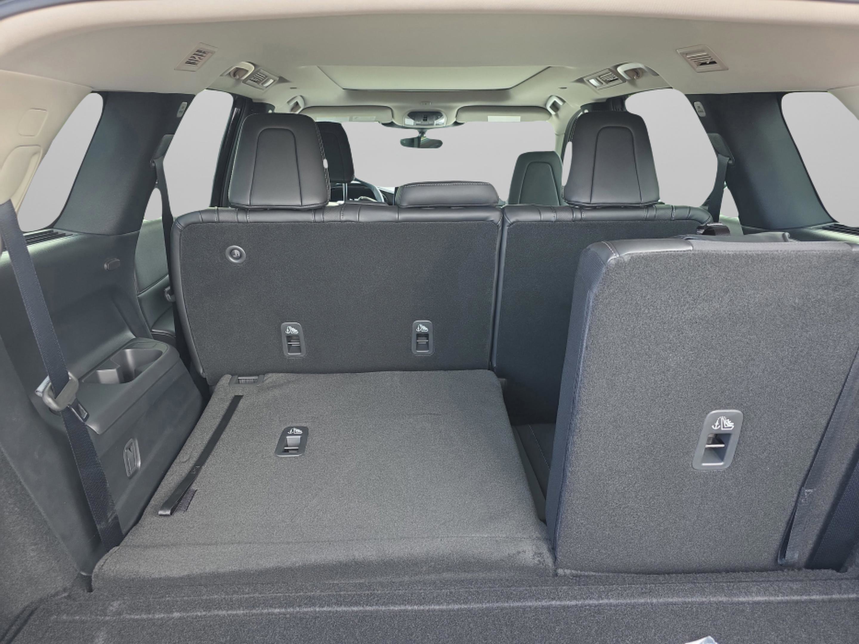 Used 2026 INFINITI QX60 Luxe w/ Cargo Package AWD/4WD image 29