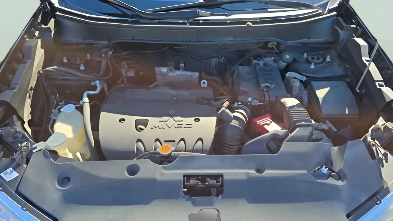 Used 2013 Mitsubishi Outlander Sport ES image 18