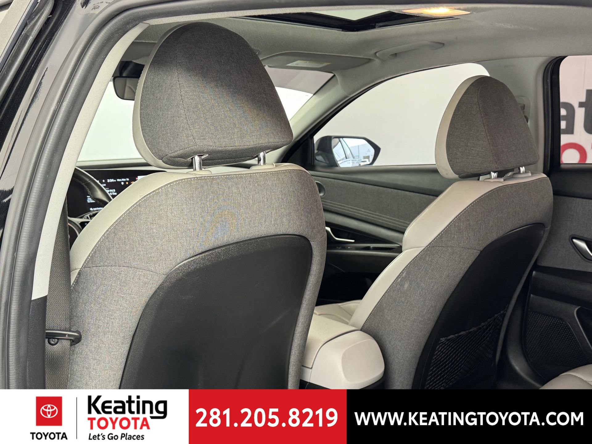 Used 2025 Hyundai Elantra Limited image 16